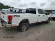 2018 Ford F-250 XL z VIN 1FT7W2BT5JEC78221, wystawiony jako Copart lot #54751635 z przebiegiem 169 728 mil mil oraz Szkoda całkowita • Salvage title. Historia ofert i sprzedaży dostępna na DreamBid. Obrazek 3.