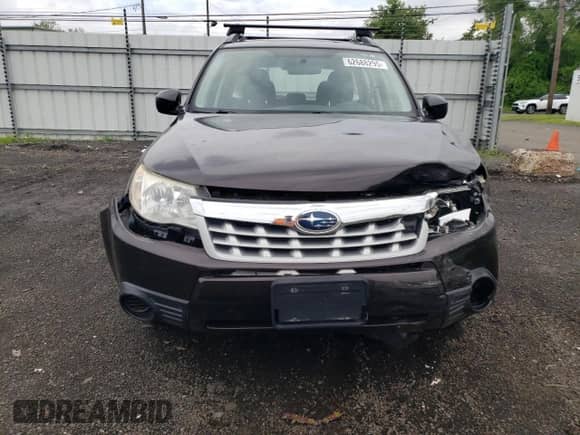 2013 Subaru Forester X z VIN JF2SHABC9DH443674, wystawiony jako Copart lot #62688295 z przebiegiem 122 771 mil mil oraz Szkoda całkowita • Salvage title. Historia ofert i sprzedaży dostępna na DreamBid. Obrazek 5.