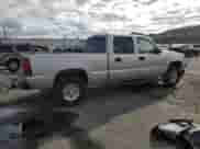 2004 Chevrolet Silverado 2500 LS z VIN 1GCGC23UX4F130368, wystawiony jako Copart lot #44360215 z przebiegiem 309 128 mil mil oraz Szkoda całkowita • Salvage title. Historia ofert i sprzedaży dostępna na DreamBid. Obrazek 3.
