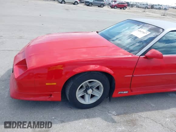 1991 Chevrolet Camaro with VIN 1G1FP23T1ML177404, listed as a IAAI auction lot 42637417 with 86,218 mi miles and . Bid and sale history available at DreamBid. Image 16.