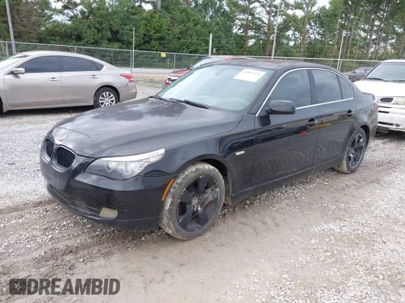 2008 BMW 5 Series 528i с VIN WBANU53508C113355, выставлен на аукционе IAAI как лот 43387915 с пробегом 319 884 миль миль и . История ставок и продаж доступна на DreamBid. Изображение 2.