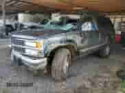 1993 Chevrolet Blazer z VIN 1GNEK18K8PJ350614, wystawiony jako Copart lot #84088954 z przebiegiem 247 946 mil mil oraz Szkoda całkowita • Salvage title. Historia ofert i sprzedaży dostępna na DreamBid. Obrazek 1.