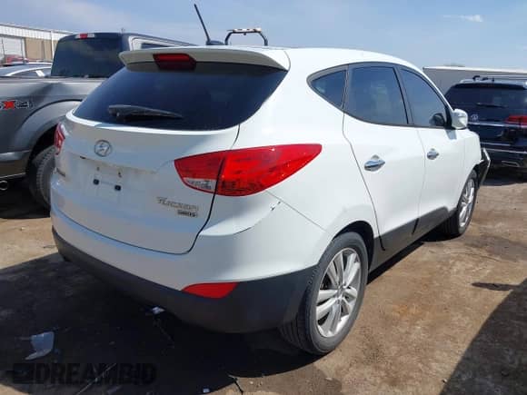 2012 Hyundai Tucson GLS с VIN KM8JU3AC9CU489736, выставлен на аукционе IAAI как лот 41898415 с пробегом 158 961 миль миль и . История ставок и продаж доступна на DreamBid. Изображение 4.