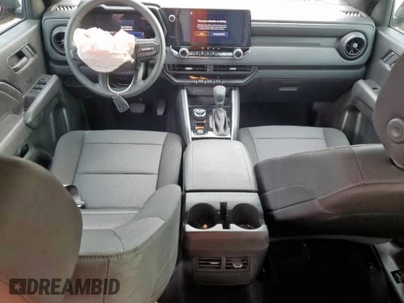 2025 Chevrolet Colorado 4WD Trail Boss с VIN 1GCPTEEK4S1120233, выставлен на аукционе Copart как лот 68203035 с пробегом 9 305 миль миль и Списание • Salvage title. История ставок и продаж доступна на DreamBid. Изображение 8.