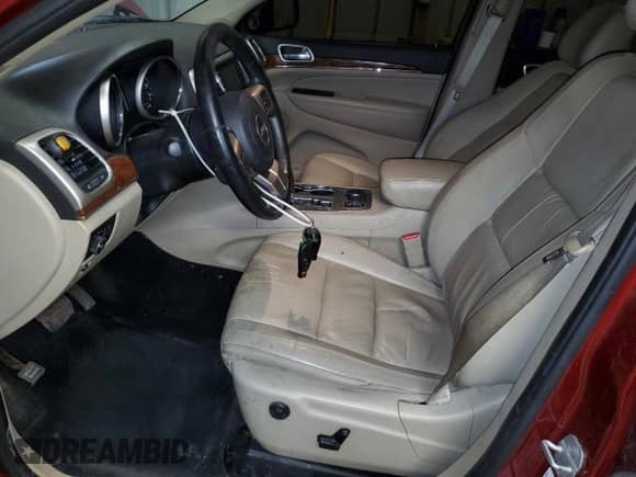 2012 Jeep Grand Cherokee Limited z VIN 1C4RJFBT9CC325666, wystawiony jako Copart lot #85650175 z przebiegiem 158 571 mil mil oraz Szkoda całkowita • Salvage title. Historia ofert i sprzedaży dostępna na DreamBid. Obrazek 7.