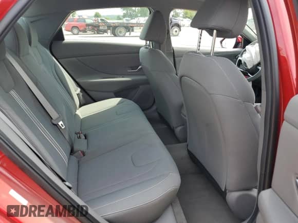 2023 Hyundai Elantra SEL с VIN KMHLS4AG6PU500155, выставлен на аукционе Copart как лот 67856005 с пробегом 92 035 миль миль и Списание • Salvage title. История ставок и продаж доступна на DreamBid. Изображение 10.