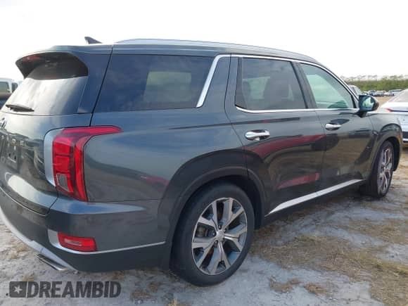 2022 Hyundai Palisade SEL z VIN KM8R44HE3NU472045, wystawiony jako IAAI lot #40617564 z przebiegiem Nie podano mil oraz . Historia ofert i sprzedaży dostępna na DreamBid. Obrazek 4.