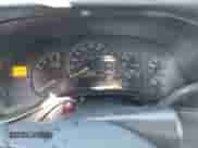 2002 GMC Sierra 1500 SLE z VIN 1GTEK14T52Z274044, wystawiony jako IAAI lot #42652944 z przebiegiem 154 078 mil mil oraz . Historia ofert i sprzedaży dostępna na DreamBid. Obrazek 16.