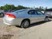 2002 Dodge Intrepid SE z VIN 2B3HD46RX2H101258, wystawiony jako Copart lot #56238575 z przebiegiem 52 630 mil mil oraz Czysty tytuł • Clean title. Historia ofert i sprzedaży dostępna na DreamBid. Obrazek 3.