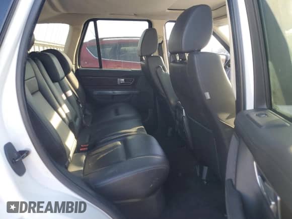 2011 Land Rover Range Rover Sport HSE with VIN SALSF2D49BA708219, listed as a Copart auction lot 84401625 with 107,238 mi miles and Salvage title. Bid and sale history available at DreamBid. Image 11.