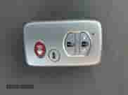 2012 Toyota Prius One z VIN JTDKN3DU7C1482604, wystawiony jako IAAI lot #43102428 z przebiegiem 134 850 mil mil oraz . Historia ofert i sprzedaży dostępna na DreamBid. Obrazek 11.