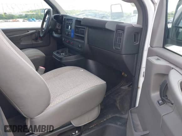 2014 Chevrolet Express Cargo с VIN 1GCWGFCA8E1198079, выставлен на аукционе IAAI как лот 42632731 с пробегом 133 718 миль миль и . История ставок и продаж доступна на DreamBid. Изображение 5.