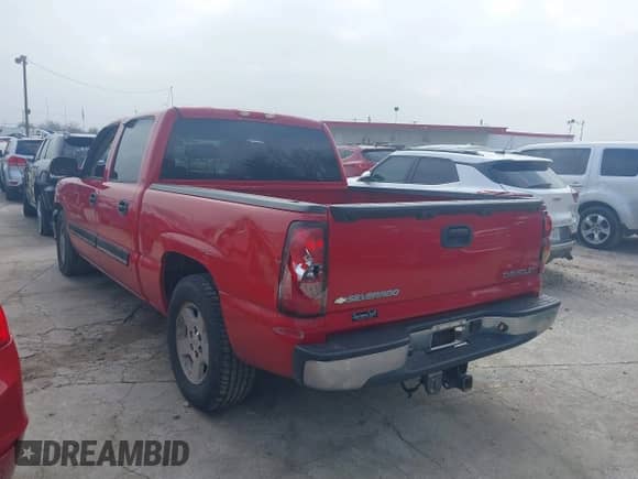 2005 Chevrolet Silverado 1500 LS z VIN 2GCEC13T751350147, wystawiony jako IAAI lot #41425291 z przebiegiem 255 097 mil mil oraz . Historia ofert i sprzedaży dostępna na DreamBid. Obrazek 3.