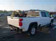 2023 Chevrolet Silverado 2500HD LT z VIN 1GC1YNEY3PF230387, wystawiony jako IAAI lot #43026796 z przebiegiem 66 576 mil mil oraz . Historia ofert i sprzedaży dostępna na DreamBid. Obrazek 4.