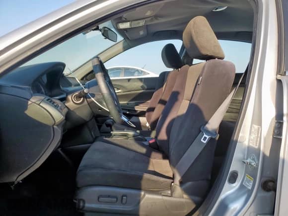 2009 Honda Accord LX-P с VIN 1HGCP26499A115879, выставлен на аукционе Copart как лот 71895115 с пробегом 116 339 миль миль и Чистый • Clean title. История ставок и продаж доступна на DreamBid. Изображение 7.