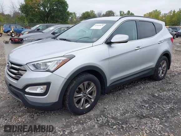 2016 Hyundai Santa Fe with VIN 5XYZUDLB6GG343514, listed as a IAAI auction lot 43321075 with 96,425 mi miles and . Bid and sale history available at DreamBid. Image 2.