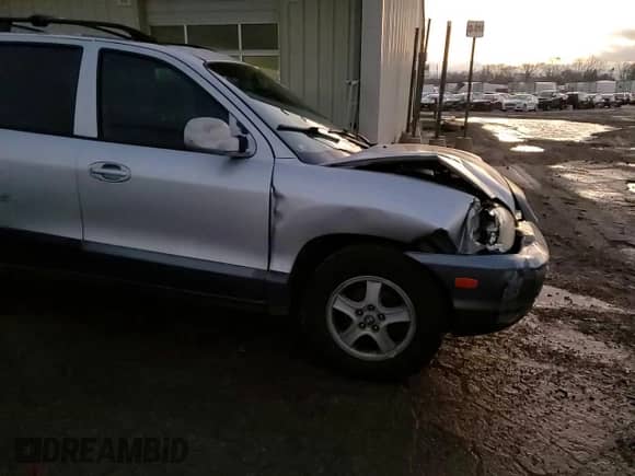 2004 Hyundai Santa Fe GLS с VIN KM8SC13E54U787809, выставлен на аукционе Copart как лот 83023704 с пробегом 120 358 миль миль и Списание • Salvage title. История ставок и продаж доступна на DreamBid. Изображение 12.