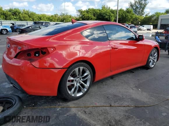 2013 Hyundai Genesis Coupe Premium с VIN KMHHT6KD2DU104903, выставлен на аукционе Copart как лот 82568585 с пробегом 86 821 миль миль и Списание • Salvage title. История ставок и продаж доступна на DreamBid. Изображение 3.