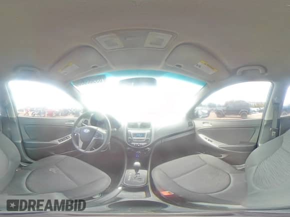 2017 Hyundai Accent SE с VIN KMHCT5AE2HU344909, выставлен на аукционе Copart как лот 69983395 с пробегом 105 901 миль миль и Списание • Salvage title. История ставок и продаж доступна на DreamBid. Изображение 14.