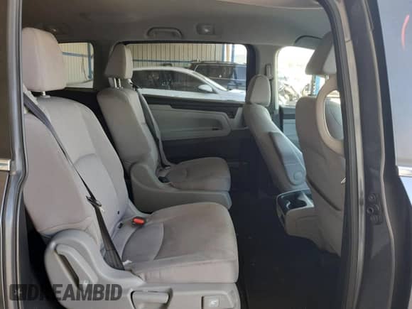 2018 Honda Odyssey LX with VIN 5FNRL6H20JB086713, listed as a Copart auction lot 68504455 with 92,823 mi miles and Salvage title. Bid and sale history available at DreamBid. Image 11.