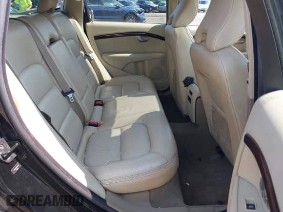 2008 Volvo XC70 with VIN YV4BZ982X81038136, listed as a IAAI auction lot 42661780 with 171,967 mi miles and . Bid and sale history available at DreamBid. Image 8.