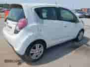 2013 Chevrolet Spark LS с VIN KL8CA6S94DC510177, выставлен на аукционе IAAI как лот 42917047 с пробегом Не указан миль и . История ставок и продаж доступна на DreamBid. Изображение 4.
