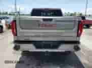 2023 GMC Sierra 1500 Denali z VIN 1GTUUGED7PZ270231, wystawiony jako Copart lot #58398935 z przebiegiem 14 572 mil mil oraz Nie do naprawy • Non repairable. Historia ofert i sprzedaży dostępna na DreamBid. Obrazek 6.
