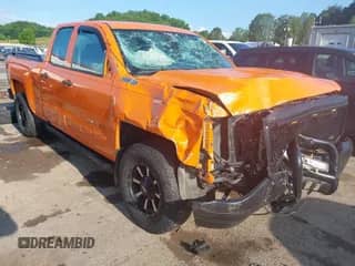 2017 Chevrolet Silverado 1500 Work Truck z VIN 1GCVKNEH8HZ313851, wystawiony jako IAAI lot #42557790 z przebiegiem 181 589 mil mil oraz . Historia ofert i sprzedaży dostępna na DreamBid. Obrazek 1.