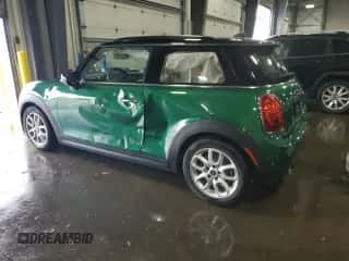 2020 MINI Hardtop Cooper with VIN WMWXR3C05L2M04273, listed as a Copart auction lot 59867245 with 21,750 mi miles and Salvage title. Bid and sale history available at DreamBid. Image 2.