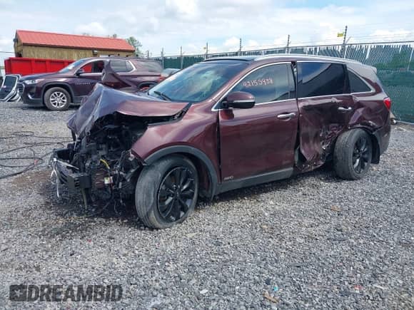 2020 Kia Sorento EX with VIN 5XYPHDA50LG683230, listed as a IAAI auction lot 42155938 with 107,405 mi miles and . Bid and sale history available at DreamBid. Image 2.