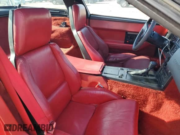 1987 Chevrolet Corvette с VIN 1G1YY2187H5113902, выставлен на аукционе Copart как лот 71399325 с пробегом 91 560 миль миль и Списание • Salvage title. История ставок и продаж доступна на DreamBid. Изображение 10.
