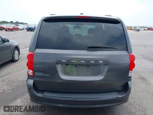2018 Dodge Grand Caravan SE z VIN 2C4RDGBG0JR135209, wystawiony jako IAAI lot #42249212 z przebiegiem 66 959 mil mil oraz . Historia ofert i sprzedaży dostępna na DreamBid. Obrazek 17.