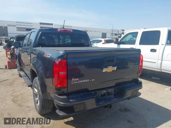 2019 Chevrolet Colorado 4WD Z71 с VIN 1GCGTDEN1K1126429, выставлен на аукционе IAAI как лот 43019766 с пробегом 180 820 миль миль и . История ставок и продаж доступна на DreamBid. Изображение 3.