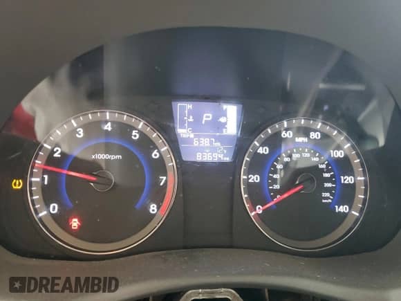 2016 Hyundai Accent SE с VIN KMHCT4AE5GU995041, выставлен на аукционе Copart как лот 82164825 с пробегом 83 694 миль миль и Списание • Salvage title. История ставок и продаж доступна на DreamBid. Изображение 9.