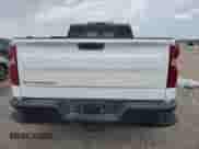 2020 Chevrolet Silverado 1500 Work Truck z VIN 1GCRWAEF9LZ261152, wystawiony jako Copart lot #55047875 z przebiegiem 24 782 mil mil oraz Szkoda całkowita • Salvage title. Historia ofert i sprzedaży dostępna na DreamBid. Obrazek 6.