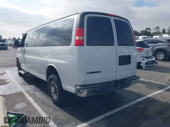 2019 Chevrolet Express Passenger LT с VIN 1GAZGPFG0K1195765, выставлен на аукционе IAAI как лот 42627410 с пробегом 153 591 миль миль и . История ставок и продаж доступна на DreamBid. Изображение 3.