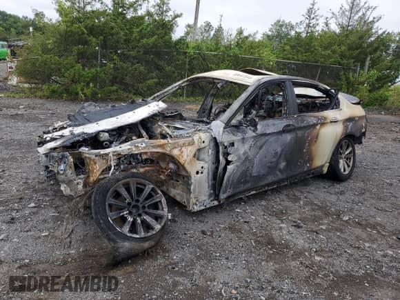 2016 BMW 5 Series 528i xDrive с VIN WBA5A7C54GG149951, выставлен на аукционе Copart как лот 69647345 с пробегом Не указан миль и Списание • Salvage title. История ставок и продаж доступна на DreamBid. Изображение 1.