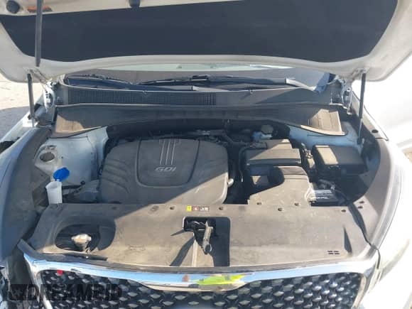 2016 Kia Sorento SXL with VIN 5XYPK4A55GG087778, listed as a IAAI auction lot 42431414 with 142,525 mi miles and . Bid and sale history available at DreamBid. Image 10.