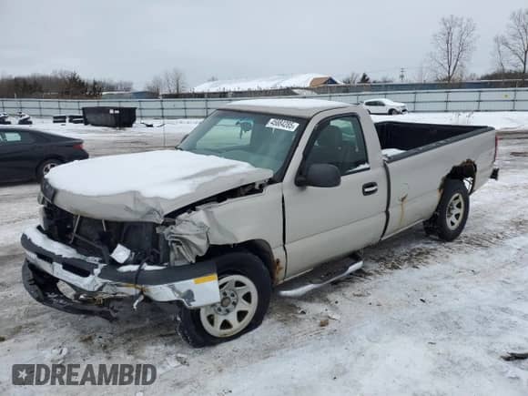 2006 Chevrolet Silverado 1500 Work Truck с VIN 1GCEK14V46Z122117, выставлен на аукционе Copart как лот 45884285 с пробегом 267 018 миль миль и Списание • Salvage title. История ставок и продаж доступна на DreamBid. Изображение 1.