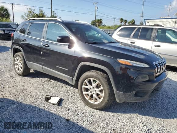 2016 Jeep Cherokee Latitude с VIN 1C4PJMCS5GW119265, выставлен на аукционе Copart как лот 82733195 с пробегом 175 503 миль миль и Чистый • Clean title. История ставок и продаж доступна на DreamBid. Изображение 4.
