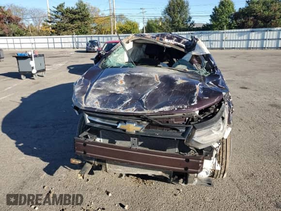 2022 Chevrolet Trax LT with VIN KL7CJPSM4NB509357, listed as a Copart auction lot 87428895 with Not provided miles and Salvage title. Bid and sale history available at DreamBid. Image 5.