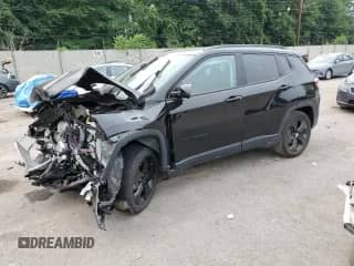 2020 Jeep Compass Altitude с VIN 3C4NJCBB5LT102761, выставлен на аукционе Copart как лот 67450705 с пробегом Не указан миль и Списание • Salvage title. История ставок и продаж доступна на DreamBid. Изображение 1.