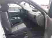 2007 GMC Sierra 1500 Work Truck с VIN 1GTEC14C27Z546439, выставлен на аукционе IAAI как лот 42151757 с пробегом 91 миль миль и . История ставок и продаж доступна на DreamBid. Изображение 5.