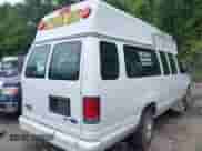 2012 Ford Econoline Cargo Commercial z VIN 1FTNS2EWXCDA09147, wystawiony jako IAAI lot #42418065 z przebiegiem 169 509 mil mil oraz . Historia ofert i sprzedaży dostępna na DreamBid. Obrazek 4.