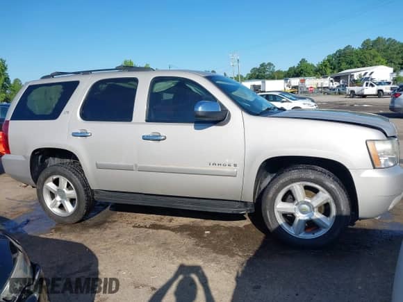 2008 Chevrolet Tahoe LTZ с VIN 1GNFK13068J159883, выставлен на аукционе IAAI как лот 42514660 с пробегом 258 753 миль миль и . История ставок и продаж доступна на DreamBid. Изображение 13.