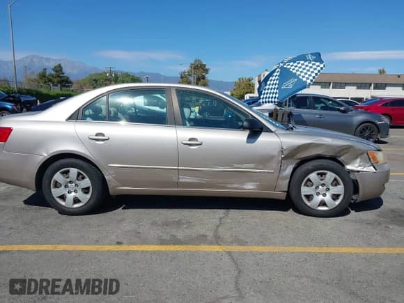 2008 Hyundai Sonata GLS с VIN 5NPET46F78H327400, выставлен на аукционе IAAI как лот 43366873 с пробегом 126 250 миль миль и . История ставок и продаж доступна на DreamBid. Изображение 13.