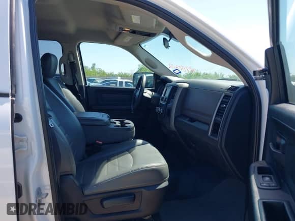 2017 Ram 1500 Tradesman с VIN 1C6RR6FG0HS576098, выставлен на аукционе IAAI как лот 41980202 с пробегом 188 644 миль миль и . История ставок и продаж доступна на DreamBid. Изображение 5.