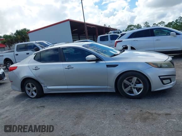 2015 Kia Optima LX с VIN 5XXGM4A71FG478604, выставлен на аукционе IAAI как лот 43391282 с пробегом 213 502 миль миль и . История ставок и продаж доступна на DreamBid. Изображение 13.
