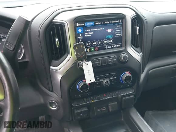 2020 Chevrolet Silverado 1500 LT Trail Boss с VIN 3GCPYFELXLG453202, выставлен на аукционе IAAI как лот 42083944 с пробегом 78 045 миль миль и . История ставок и продаж доступна на DreamBid. Изображение 11.