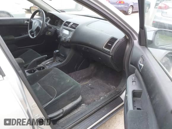 2007 Honda Accord LX SE с VIN 1HGCM66457A095174, выставлен на аукционе IAAI как лот 42828082 с пробегом 159 264 миль миль и . История ставок и продаж доступна на DreamBid. Изображение 5.